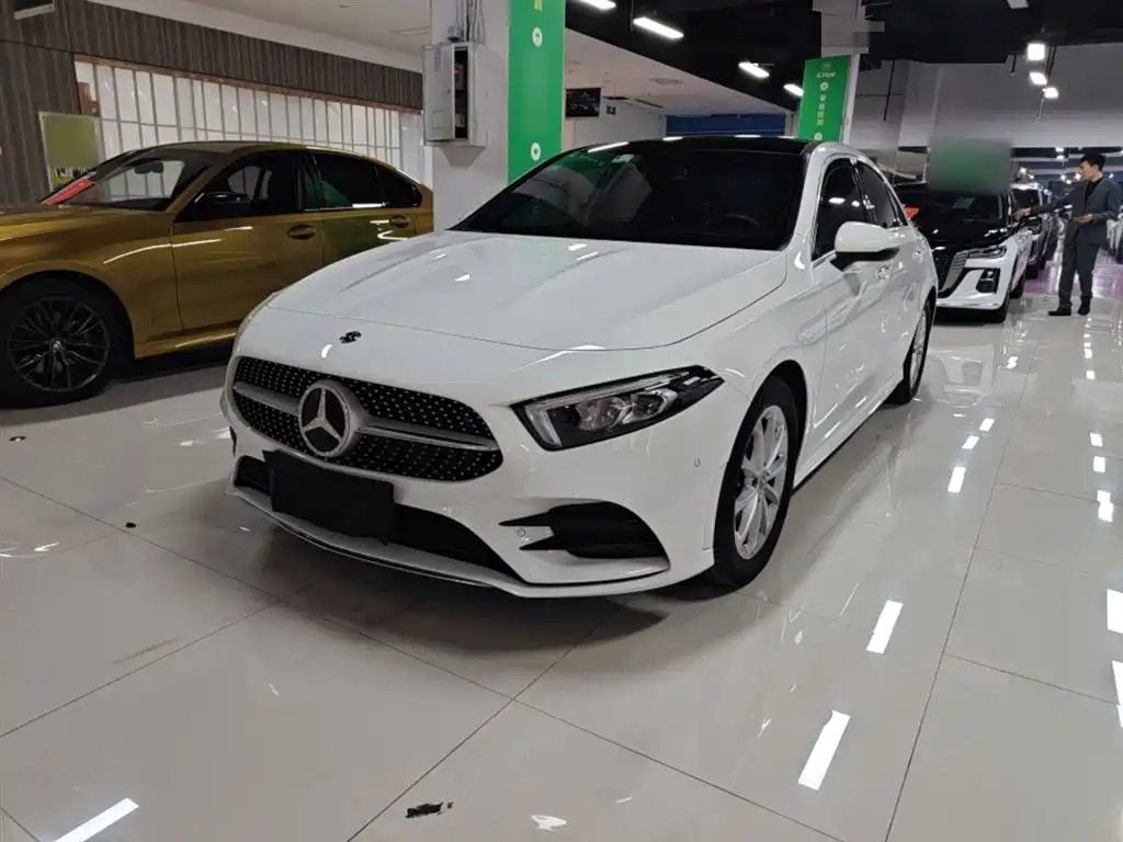 Mercedes-Benz A-Class 2020 — фото 1