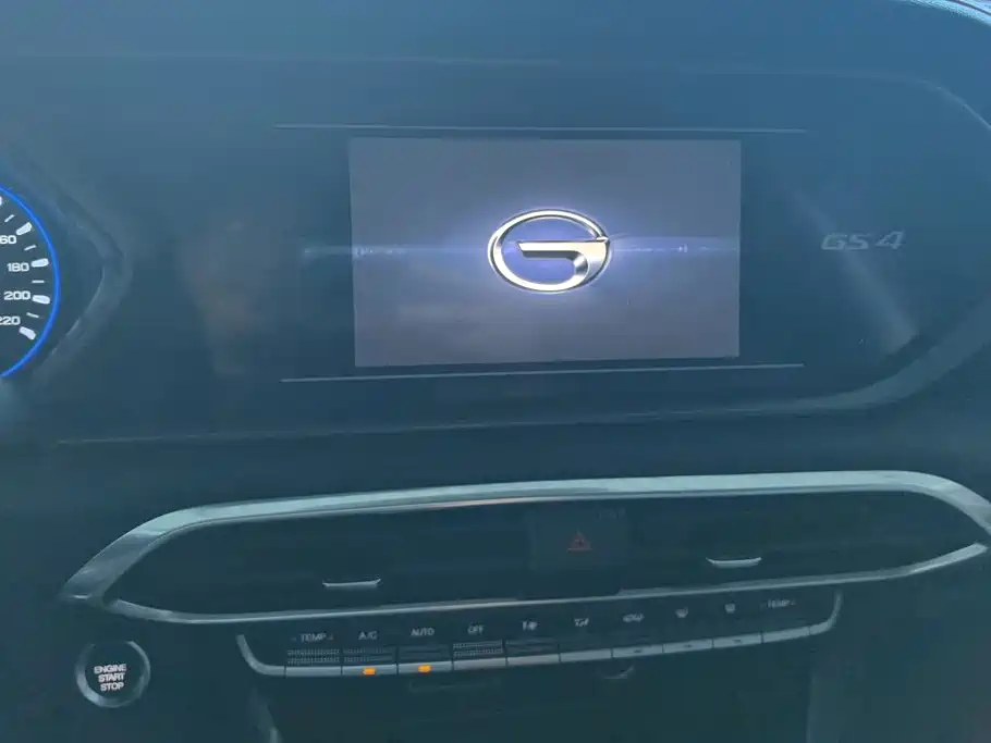 GAC Trumpchi GS4 2020 — фото 13