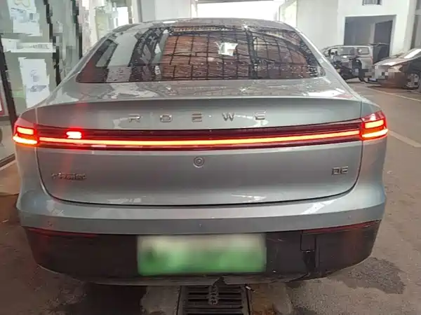 Roewe D6 2025
