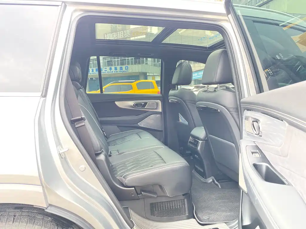 GAC Motor Trumpchi GS8 2022 — фото 14