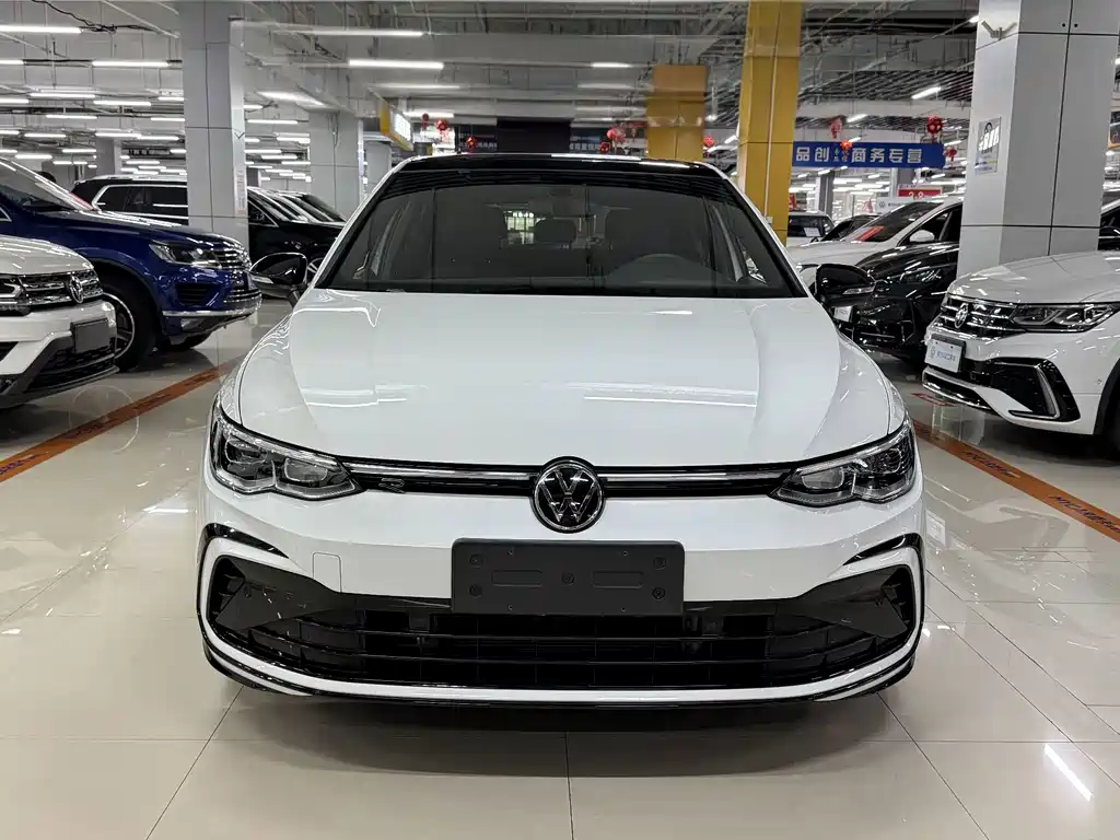 Volkswagen Golf 2022