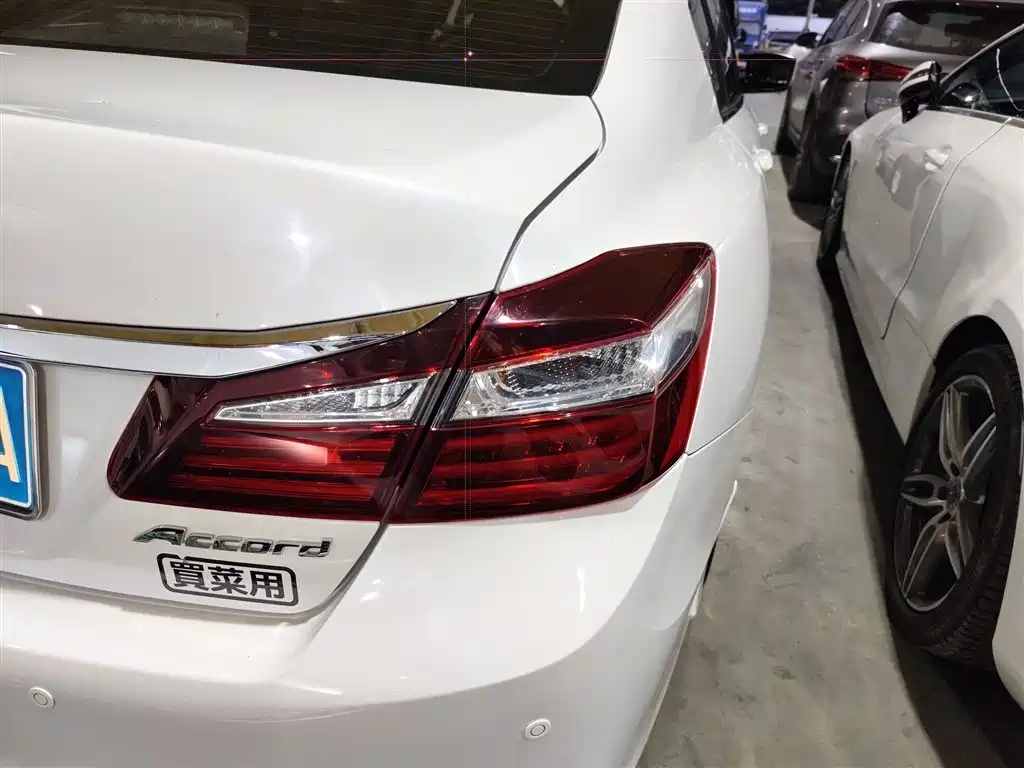 Honda Accord 2017 — фото 8