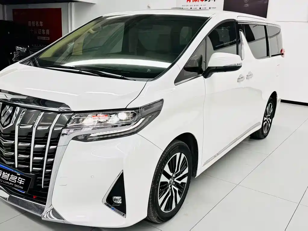 Toyota Alphard 2018 — фото 3