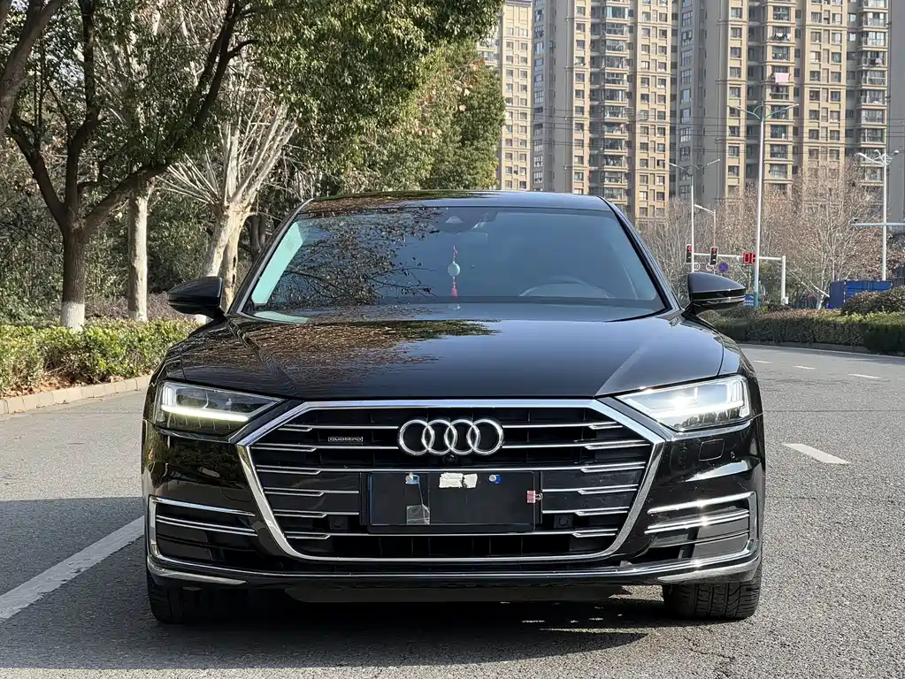 Audi A8 2020 — фото 2