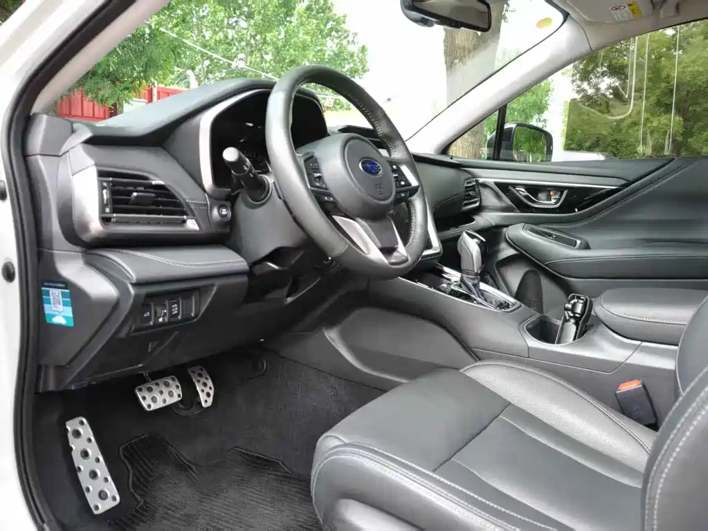 Subaru Outback 2021 — фото 10