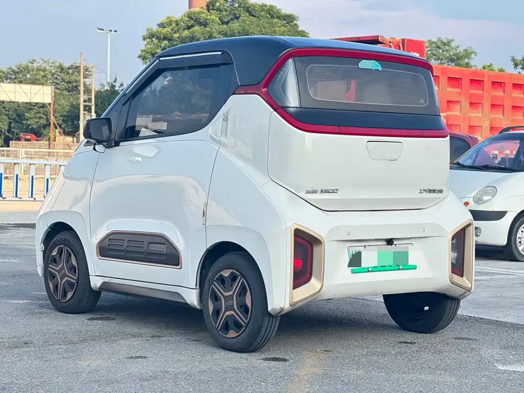 Baojun E200 2020