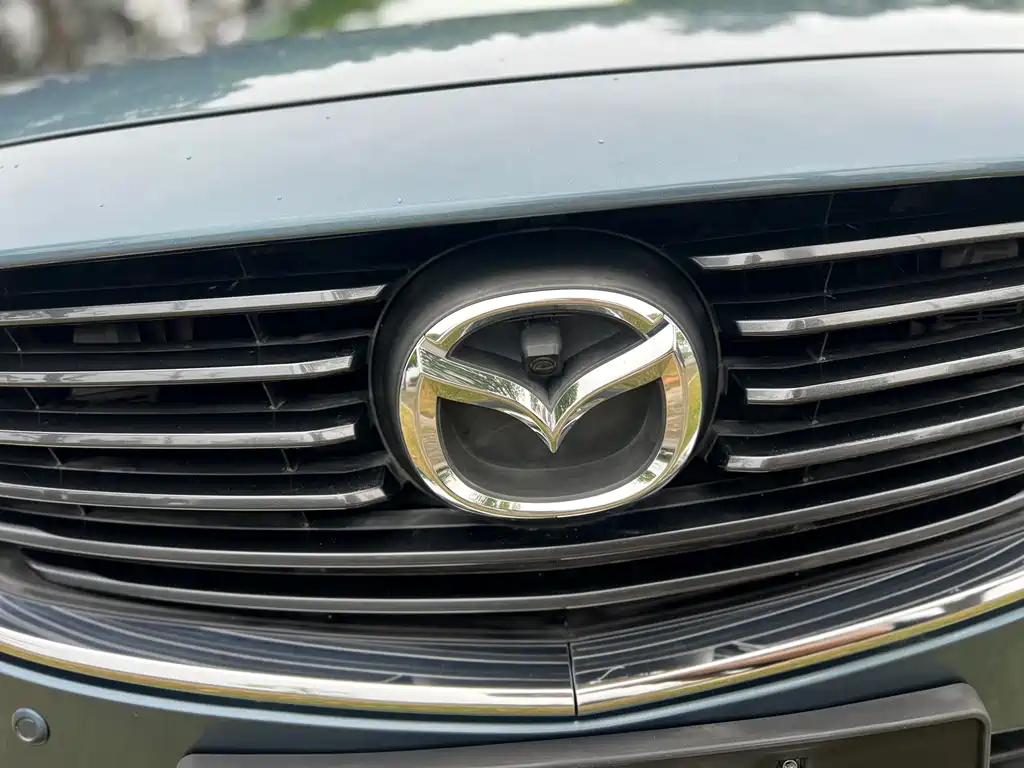 Mazda Atenza 2017 — фото 16