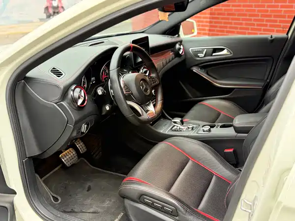 Mercedes-Benz GLA AMG 2018