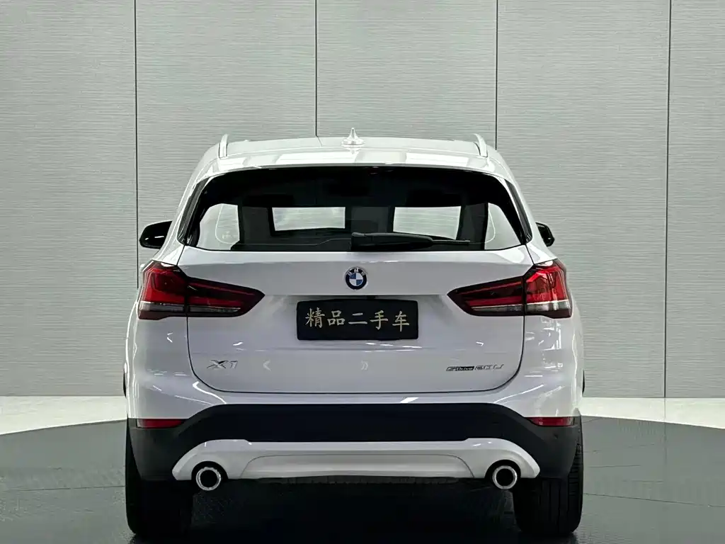 BMW X1 2021 — фото 5