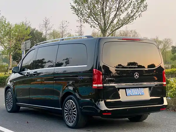 Mercedes-Benz V-Class 2017