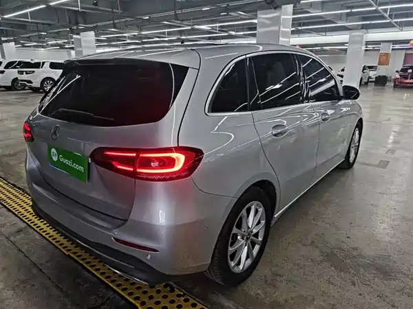 Mercedes-Benz B-Class 2020