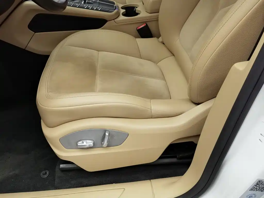 Porsche Macan 2018 — фото 20