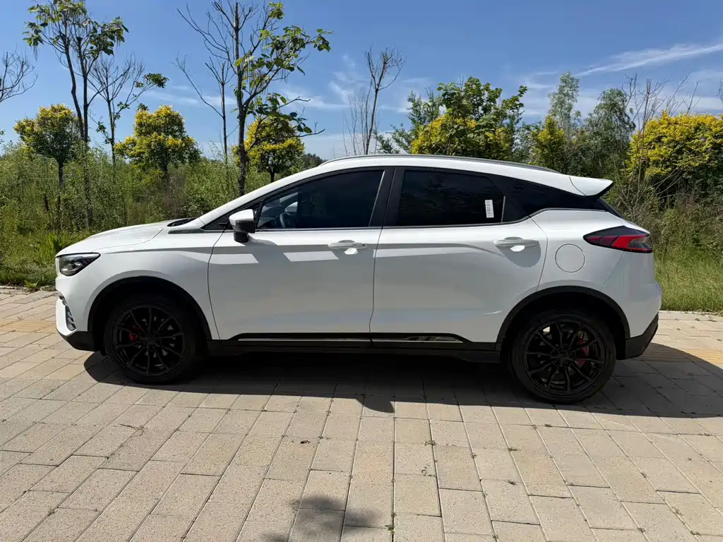 Geely Emgrand S 2023