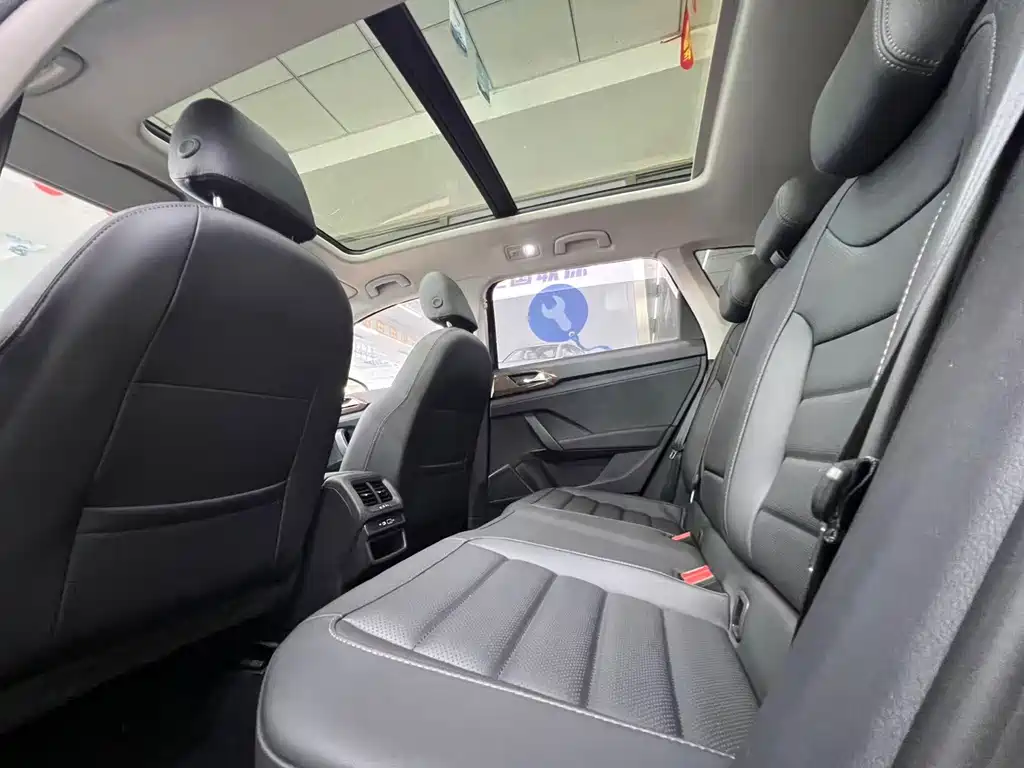 Volkswagen Tharu 2022