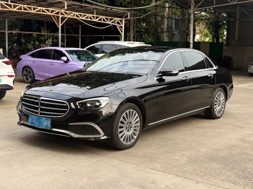 Mercedes-Benz E-Class 2022 — фото 1