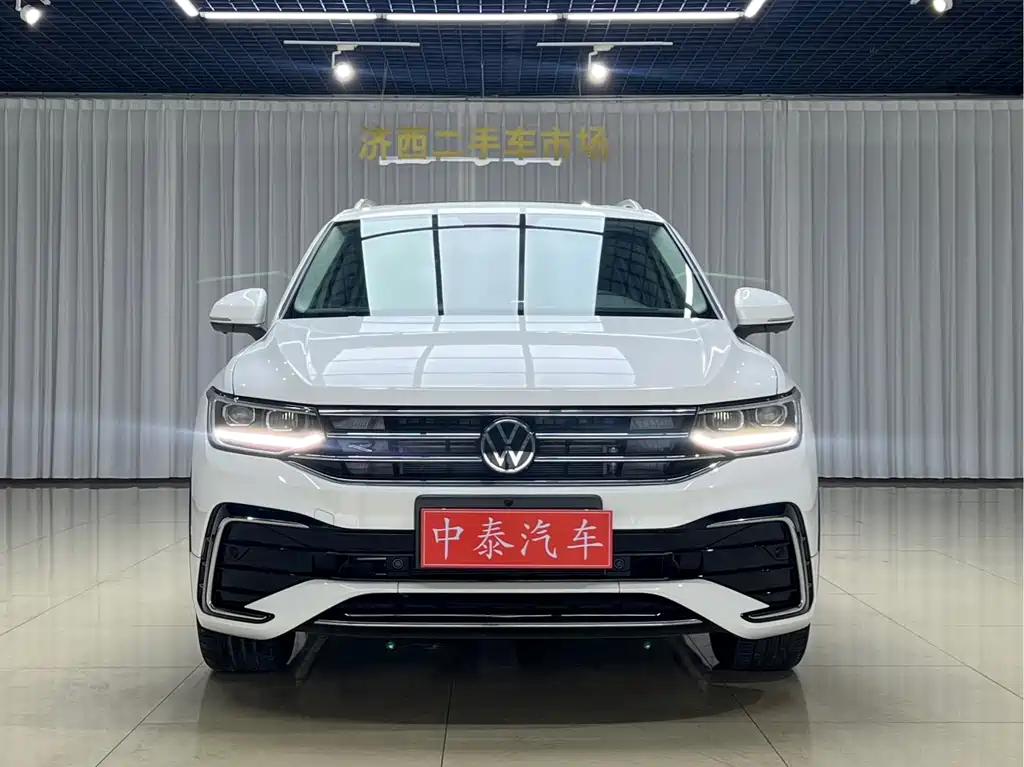 Volkswagen Tiguan L 2022
