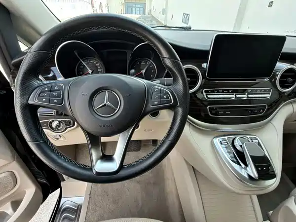 Mercedes-Benz V-Class 2019