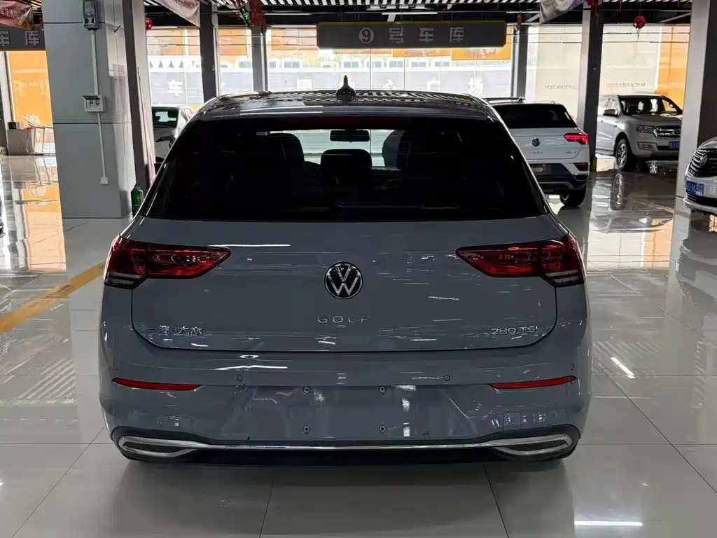Volkswagen Golf 2023