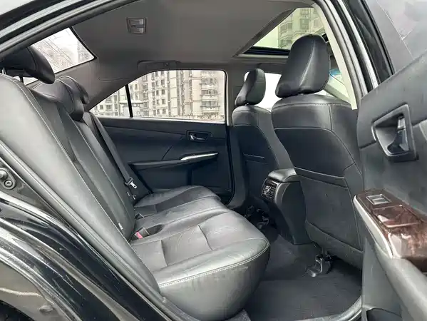 Toyota Camry 2016