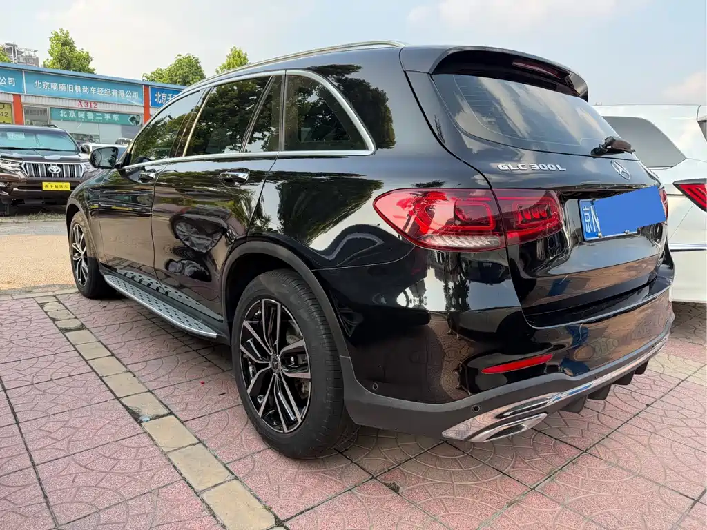 Mercedes-Benz GLC 2020 — фото 14
