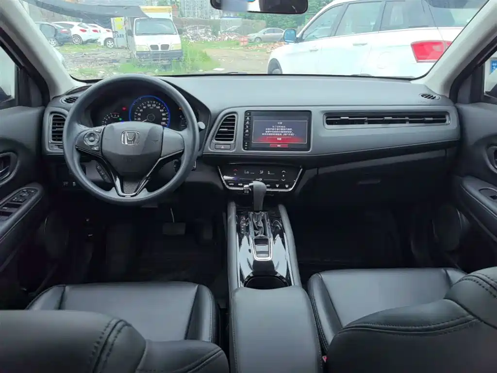 Honda Vezel 2021 — фото 10