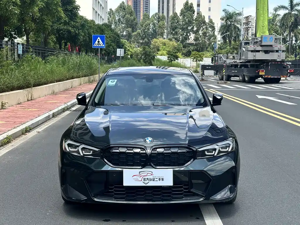 BMW 3 Series 2023