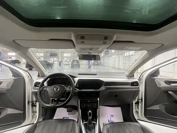 Volkswagen T-Cross 2021