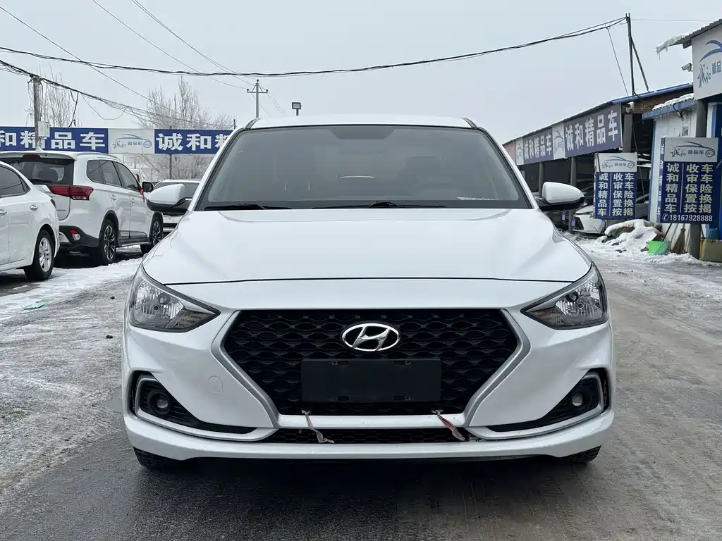 Hyundai Elantra 2020 — фото 2