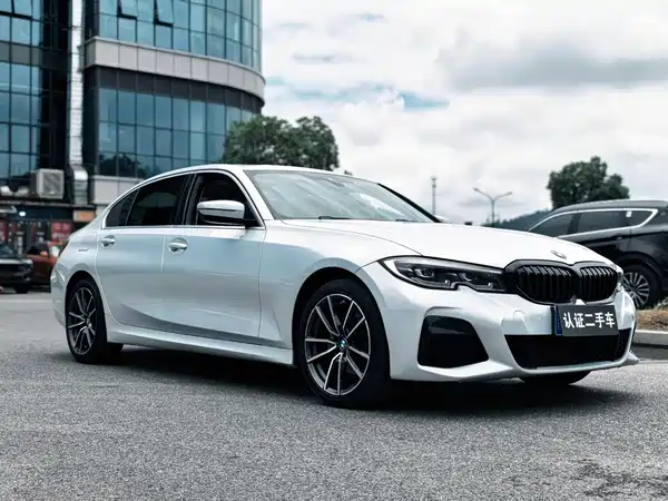 BMW 3 Series 2022