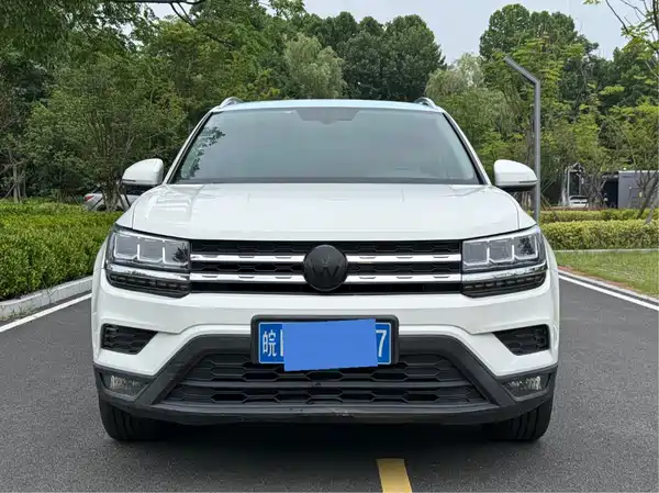 Volkswagen Tharu 2019