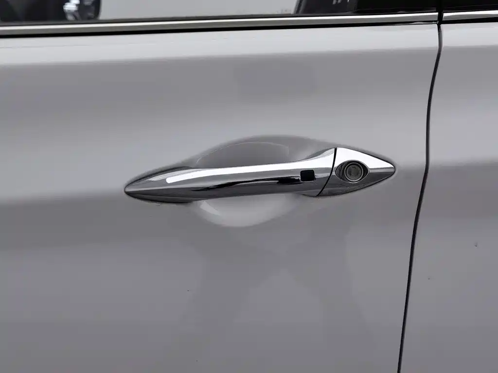 Hyundai Elantra 2017 — фото 18