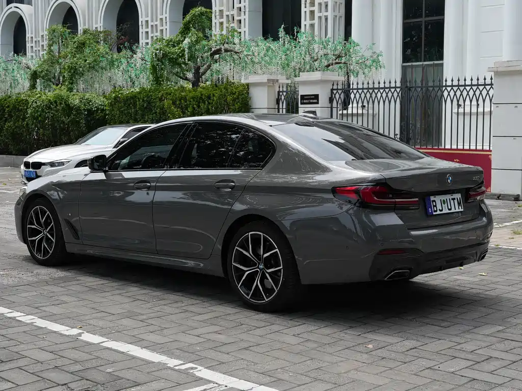 BMW 5 Series 2022