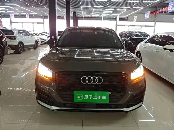 Audi Q2L 2021