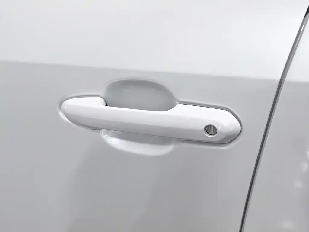 Toyota RAV4 2021 — фото 18