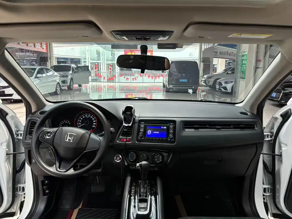 Honda Vezel 2017 — фото 8