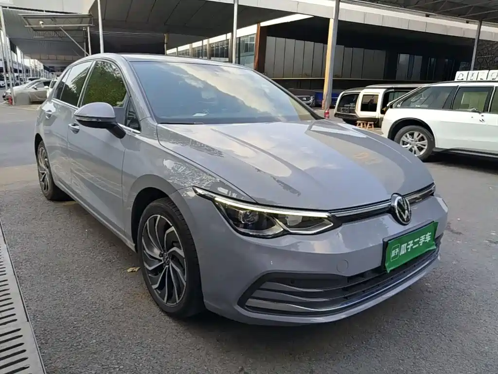 Volkswagen Golf 2022