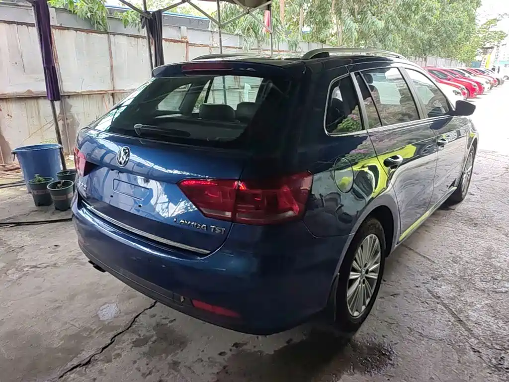 Volkswagen Gran Lavida 2015