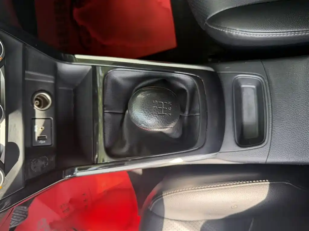 Nissan Sylphy 2019 — фото 12