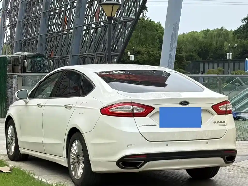 Ford Mondeo 2016 — фото 5