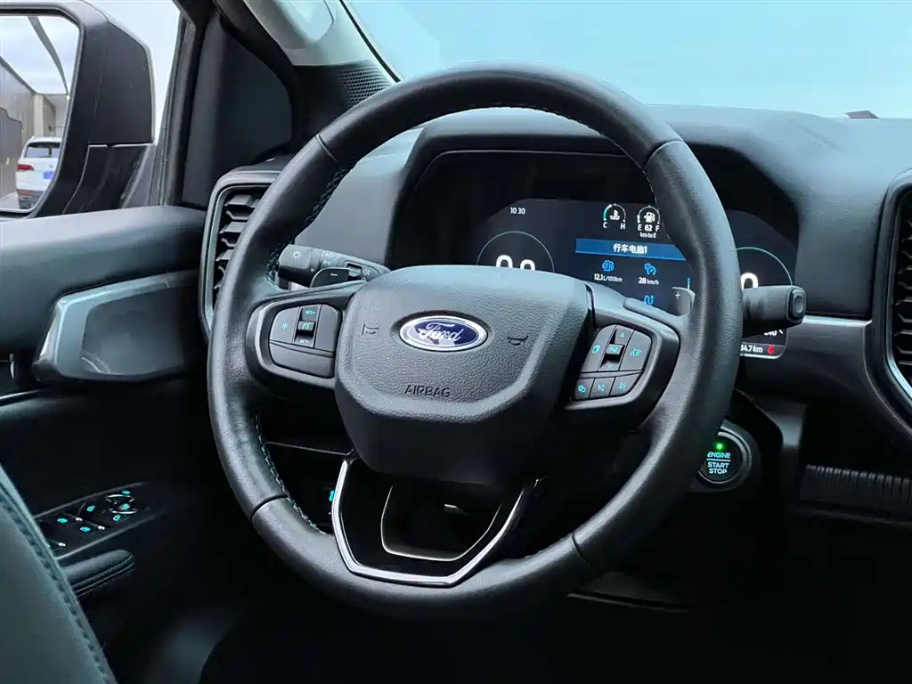 Ford Ranger 2024 — фото 31