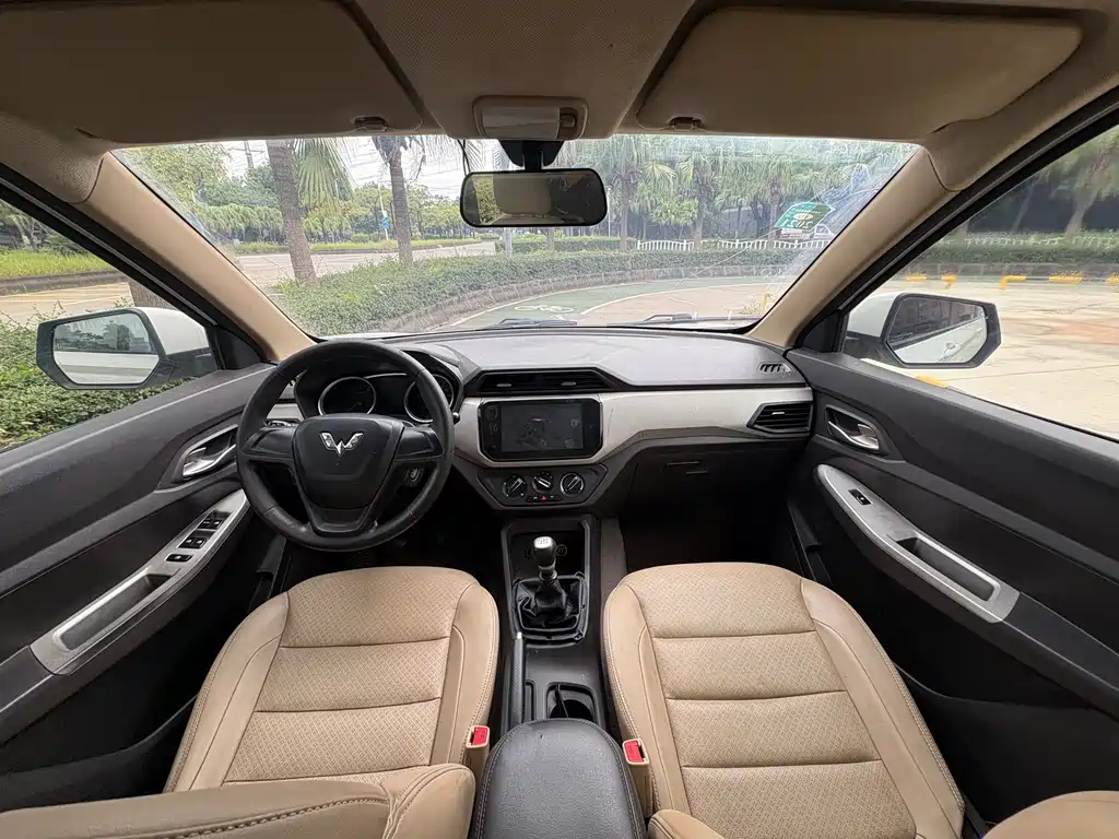 Wuling Hongguang 2019