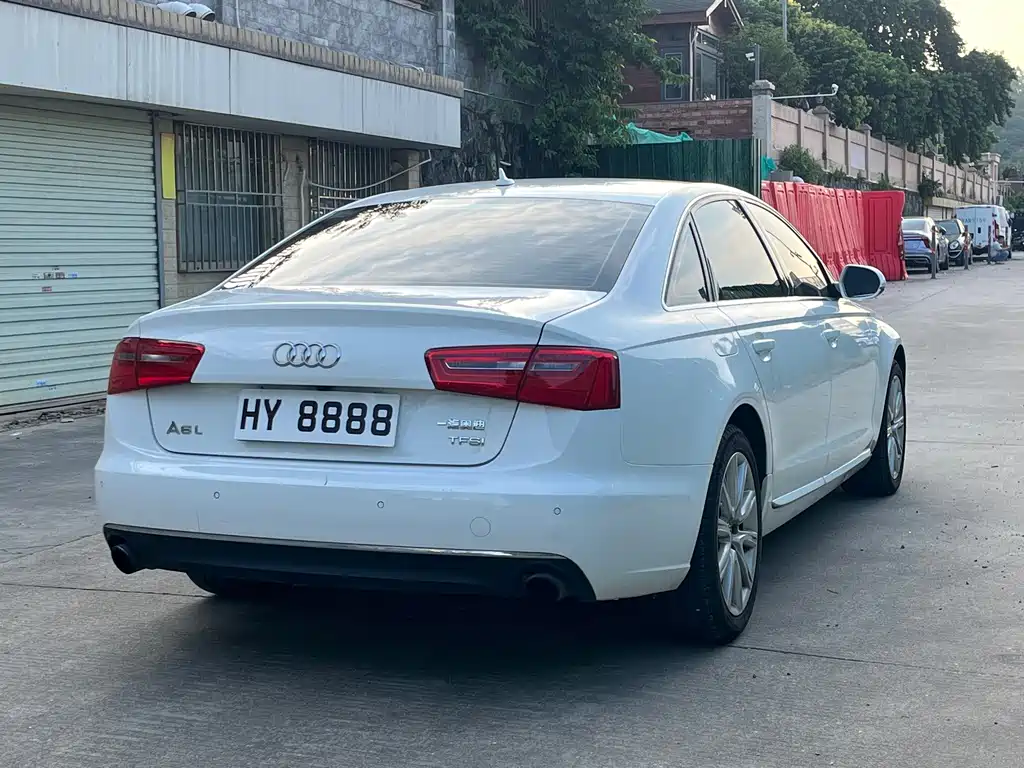Audi A6L 2015 — фото 15
