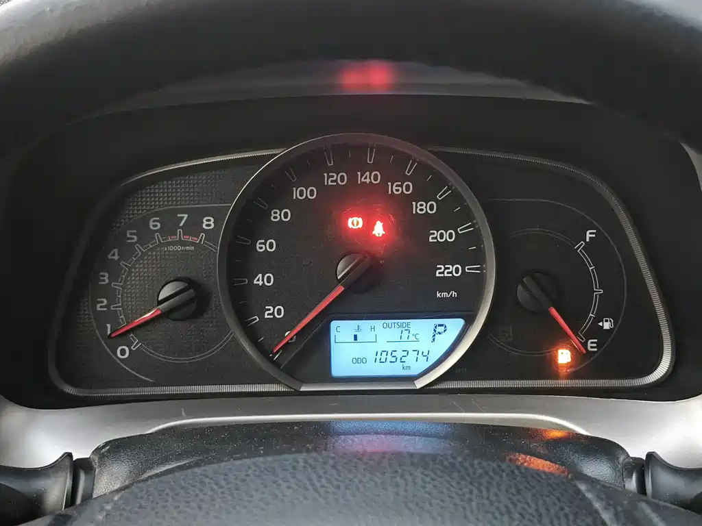 Toyota RAV4 2015 — фото 14