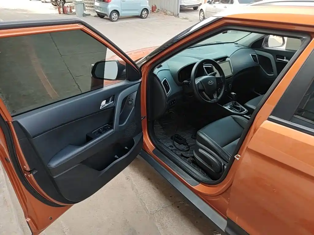 Hyundai ix25 2015 — фото 16