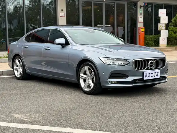 Volvo S90 2018