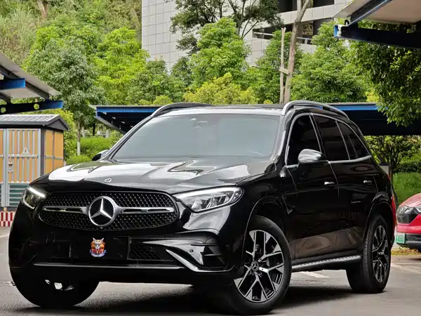 Mercedes-Benz GLC 2023