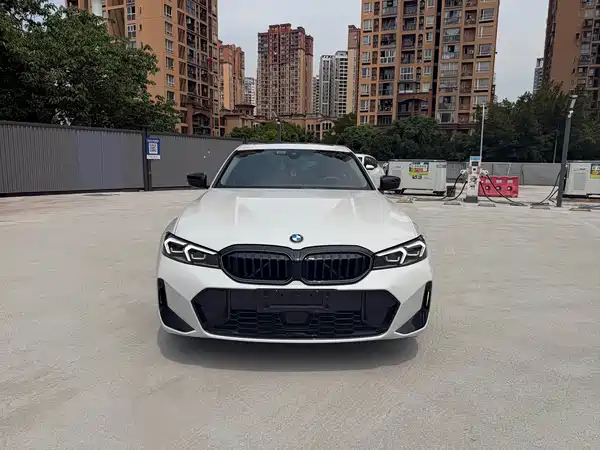 BMW 3 Series 2024