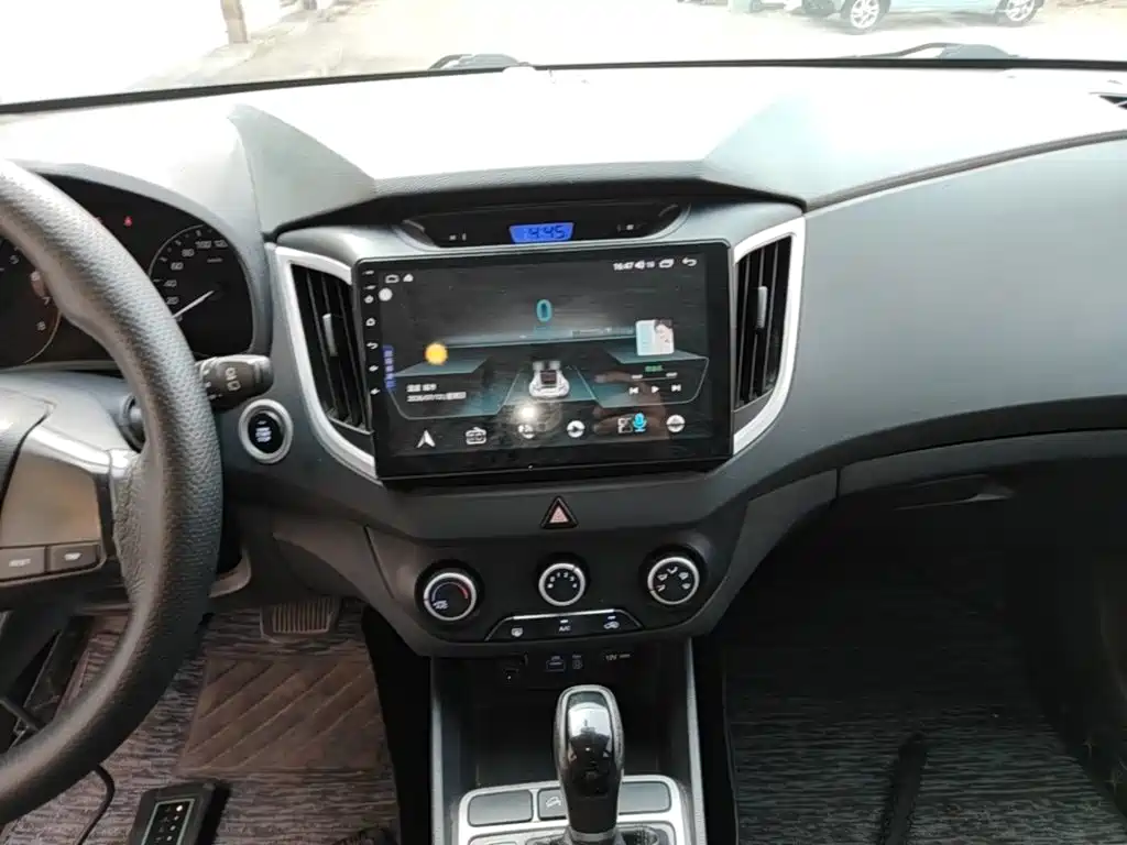 Hyundai ix25 2015 — фото 13