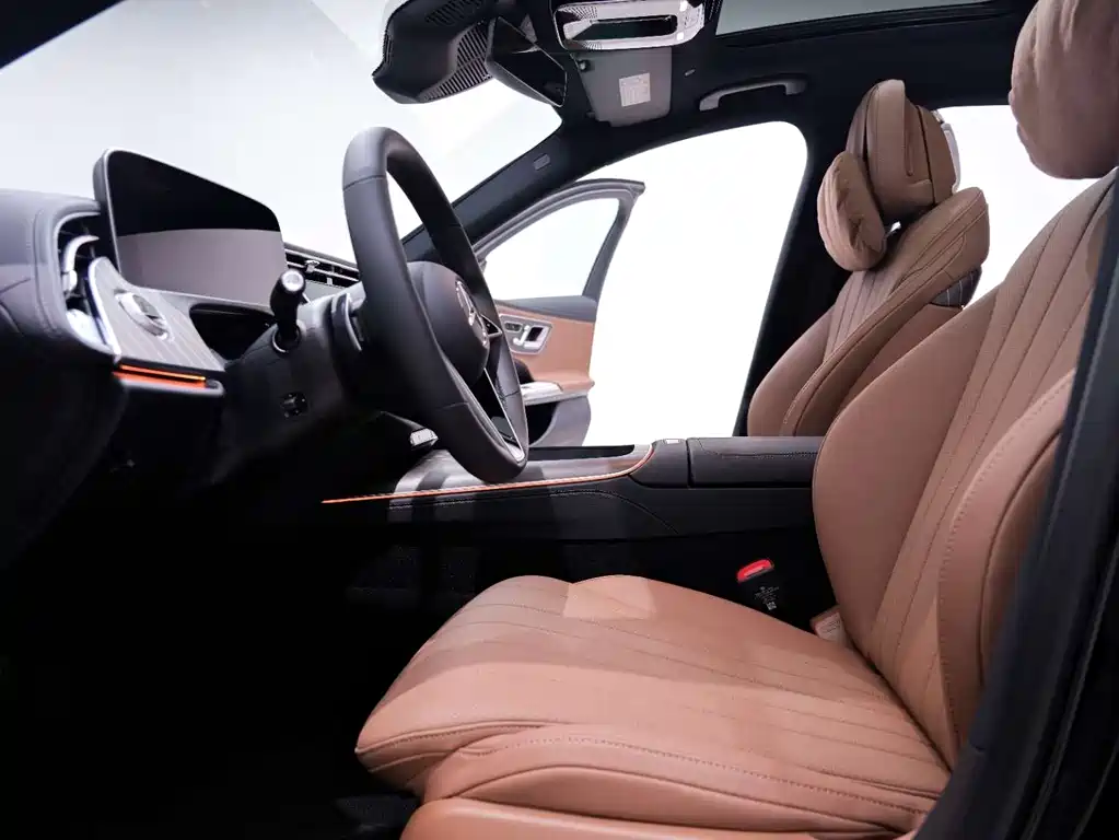 Mercedes-Benz E-Class 2025 — фото 19