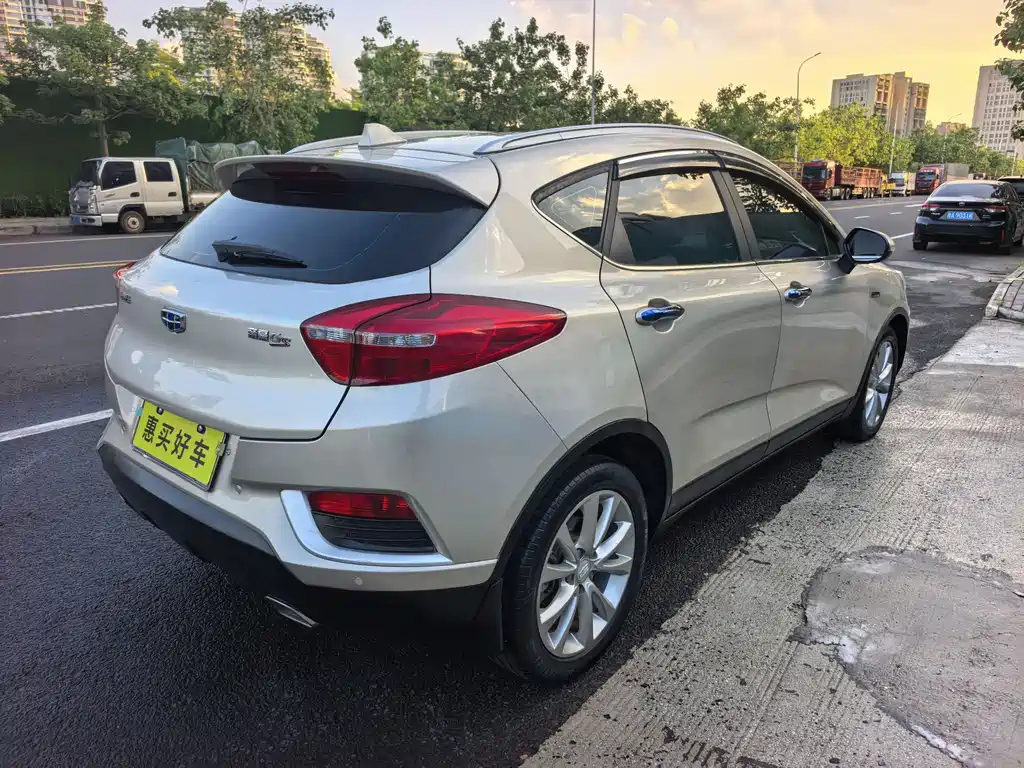 Geely Emgrand GS 2017 — фото 13